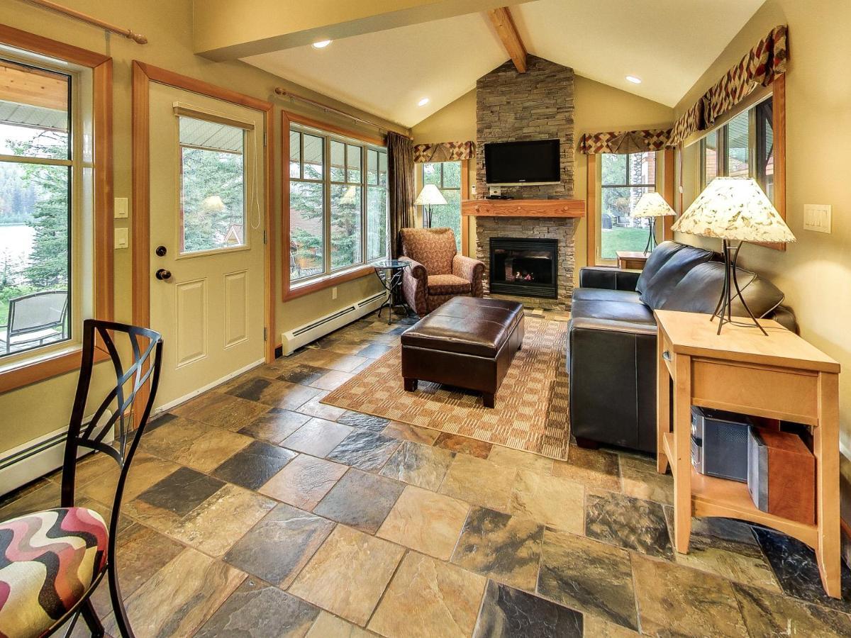 Patricia Lake Bungalows Jasper Extérieur photo