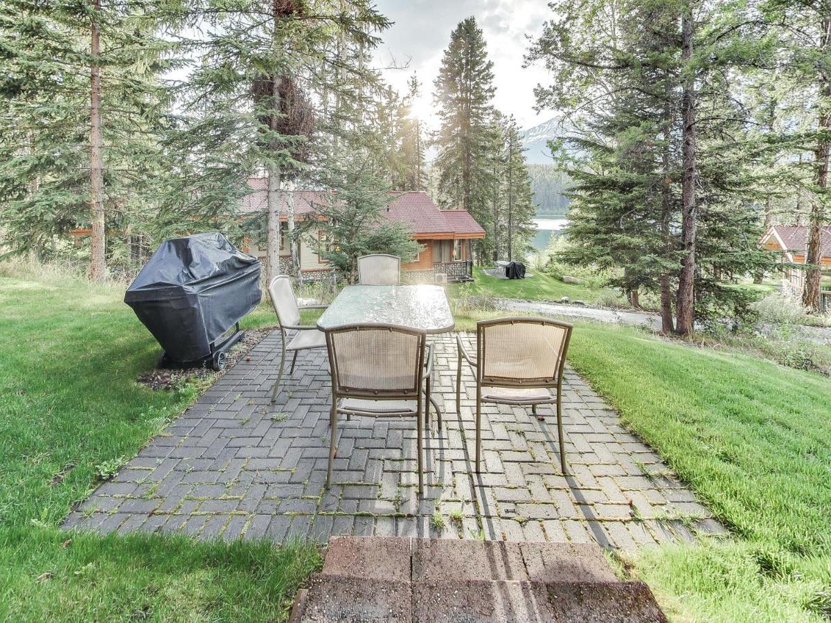 Patricia Lake Bungalows Jasper Extérieur photo